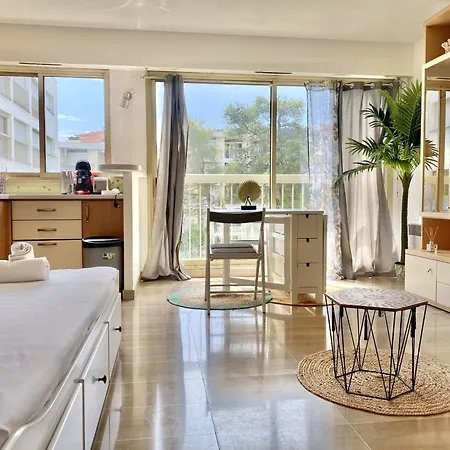 Le De Garavan, Au Calme Апартаменти